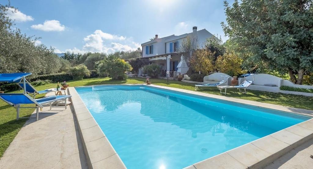 Alghero Villa Josephine Con Piscina E Parco Per 8 Ospiti Εξωτερικό φωτογραφία